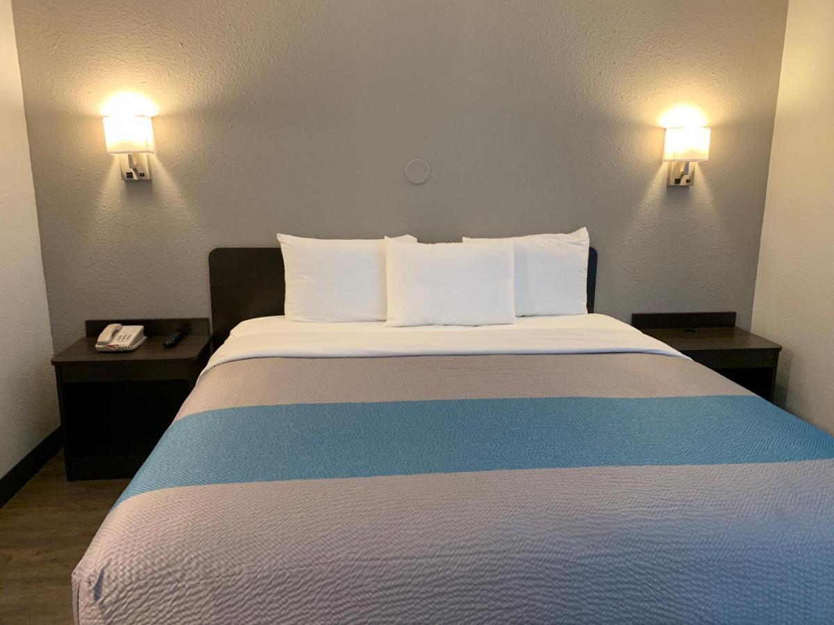 6-fort Wayne, In 2*