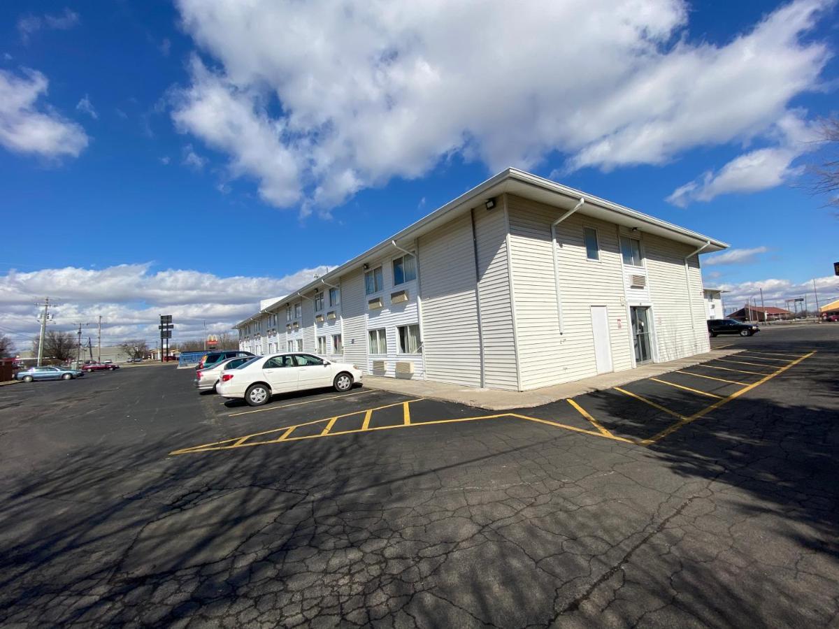 6-fort Wayne, In 4*